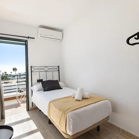 Villa Arpon Santa Rosa 3 By Escape Puerto del Carmen (Lanzarote)